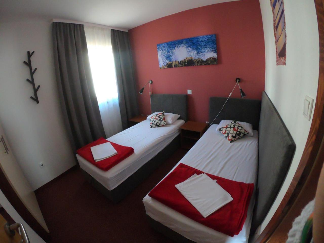 Apartments Myadria Malinska Kültér fotó